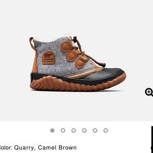 Sorel youth out n about plus boot